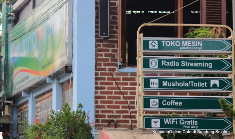 Minum Kopi Diantara Rak Mesin