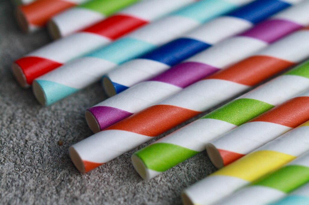 environmentally friendly, straw, straws, beverage, summer, drink, food, refreshment, juice, paper, paper straw, paper straws, environment, straw ban, nature, recycle, recyclable, reuse, reduce
