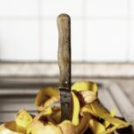 knife, potato peeler cutter, kitchenknife, potato peels, peel, waste, kitchen work, cook, food, kitchen, shell, raw, meal, garbage, kitchen waste, household, old, rusted, kitchen, kitchen waste, kitchen waste, kitchen waste, kitchen waste, kitchen waste