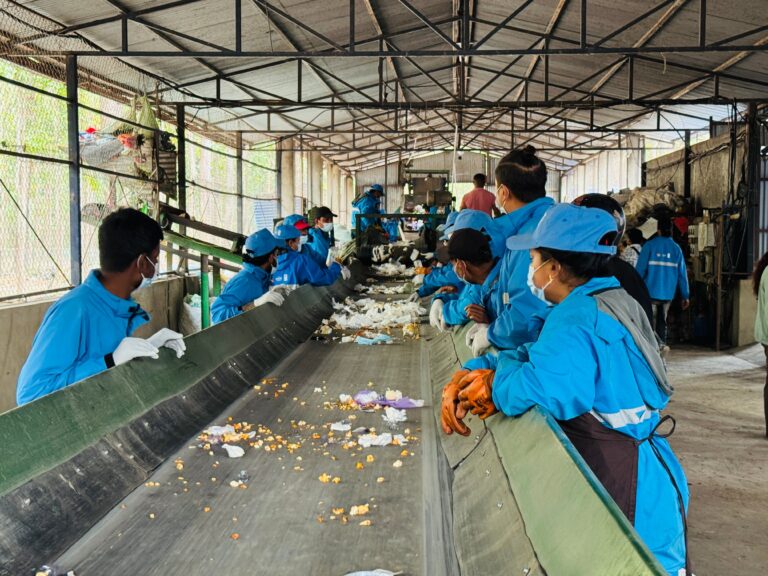 Bisnis Pengelolaan Sampah